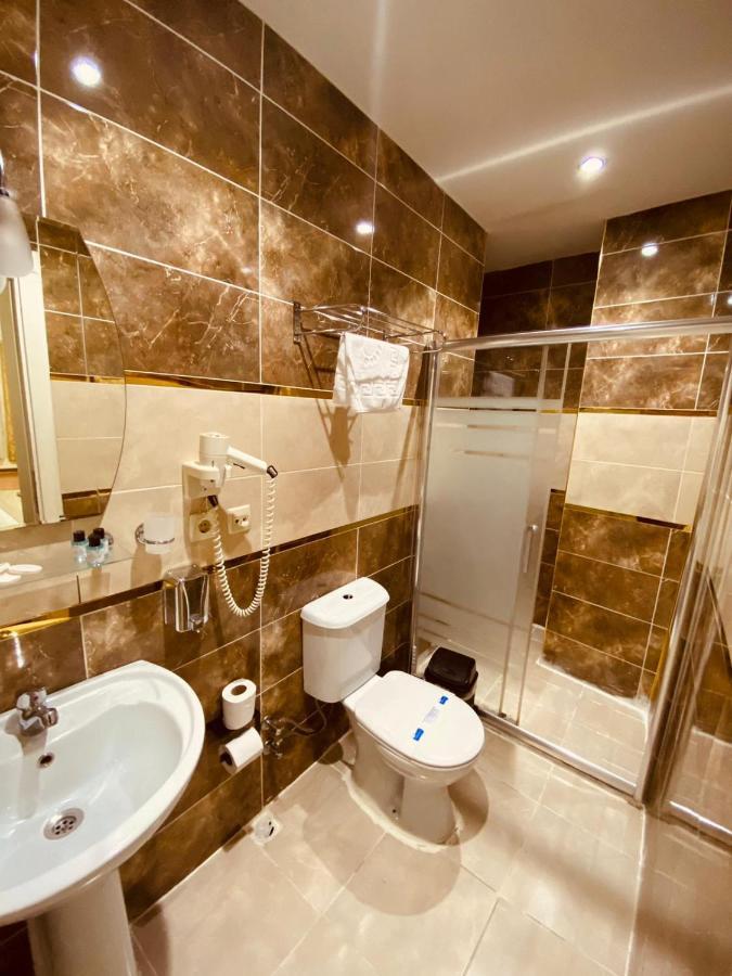 Adora Hotel Cafe & Restaurant Stambuł Zewnętrze zdjęcie