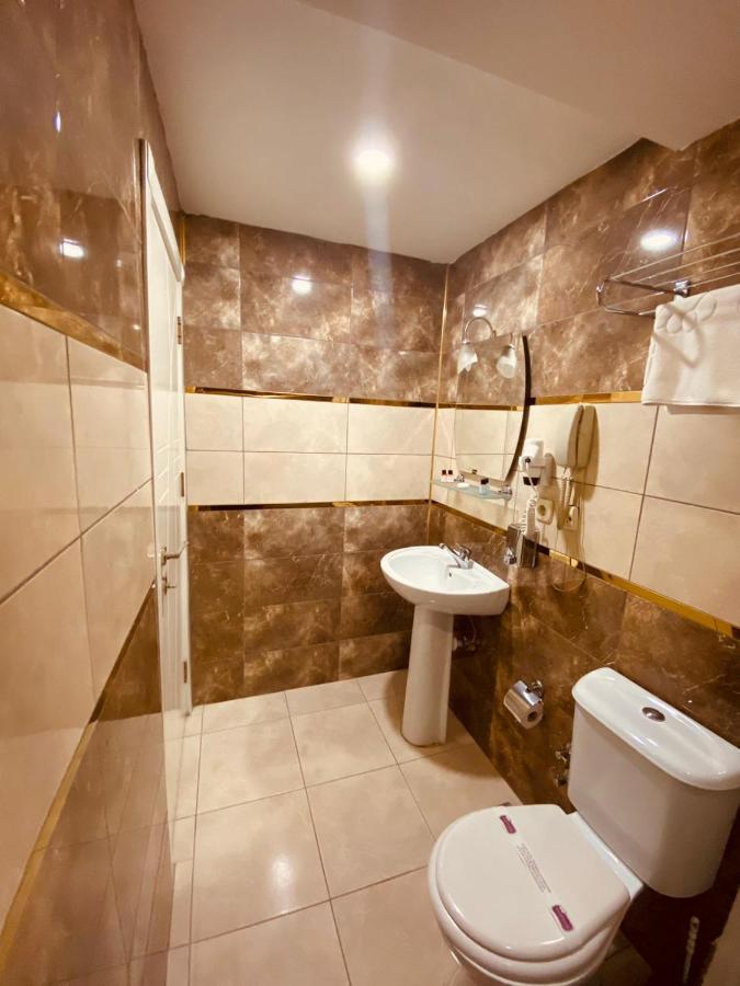 Adora Hotel Cafe & Restaurant Stambuł Zewnętrze zdjęcie